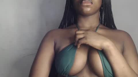 naomi online show from February 3, 2:14 am