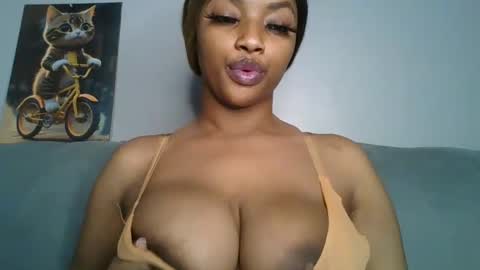 sexy sweetcandy online show from February 25, 11:15 pm