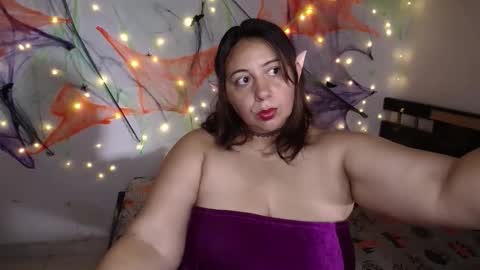 Snapshot of sexy_ticki chatting on October 30, 1:55 pm janel online show from October 30, 1:55 pm