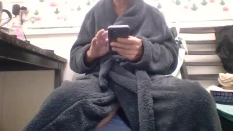 Snapshot of sexy_white_daddy chatting on September 26, 1:08 pm Daddy online show from September 26, 1:08 pm