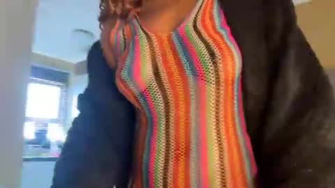 sexyasszeeee online show from October 13, 8:38 am