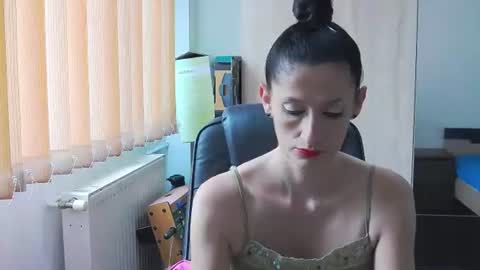 SexyBea online show from June 23, 8:22 am