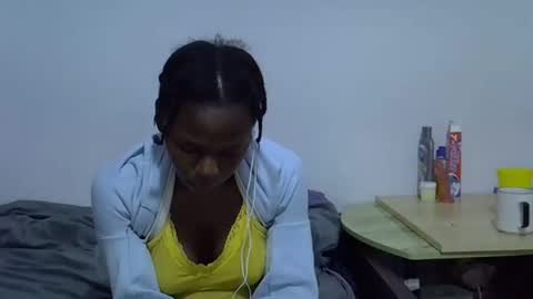 sexybeiby1 online show from April 13, 8:18 am