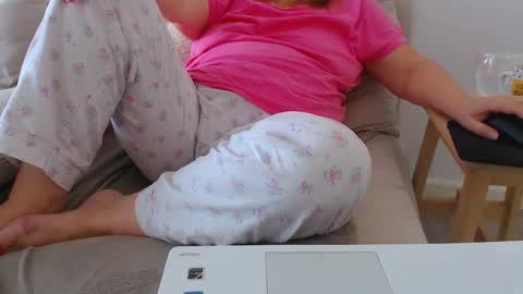 Snapshot of sexyblonde4u58 chatting on February 19, 12:22 pm Sexyblonde4u58 online show from February 19, 12:22 pm