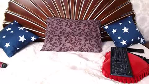 Snapshot of sexyblondebush chatting on March 12, 11:42 am Lana online show from March 12, 11:42 am