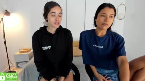 Snapshot of sexychanell_18 chatting on March 1, 12:45 pm chanell and yina online show from March 1, 12:45 pm