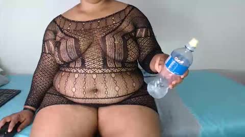 SEXYCHILL online show from November 21, 10:30 pm