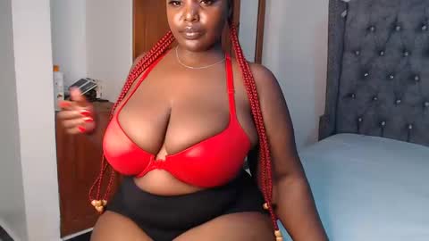 Snapshot of sexychocco_ chatting on March 1, 8:42 pm sexychocco online show from March 1, 8:42 pm