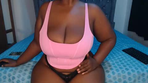 Snapshot of sexychocco_ chatting on October 3, 6:16 pm sexychocco online show from October 3, 6:16 pm