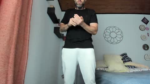 Antonioylola online show from January 5, 4:38 pm