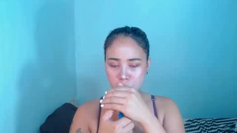 jeanken and jelian online show from March 10, 8:28 am