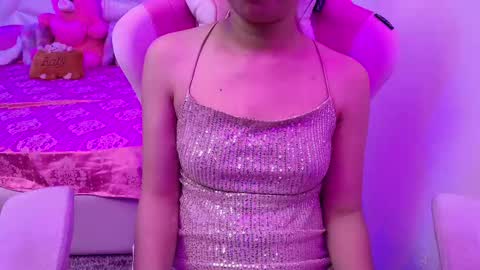 Snapshot of sexyislive chatting on March 1, 10:31 pm sexyislive online show from March 1, 10:31 pm