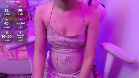 Snapshot of sexyislive chatting on February 2, 9:13 pm sexyislive online show from February 2, 9:13 pm