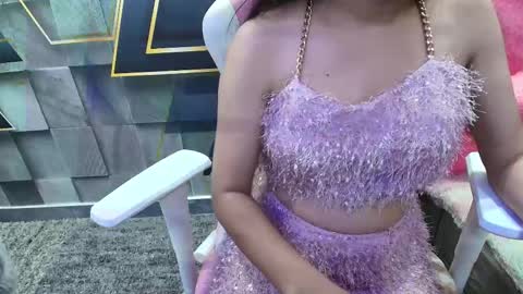 Snapshot of sexyislive chatting on October 23, 11:01 am sexyislive online show from October 23, 11:01 am