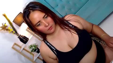 Snapshot of sexyjeanniecuntcums chatting on October 10, 10:43 am JENNY online show from October 10, 10:43 am