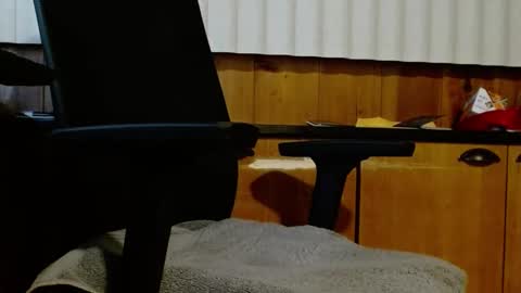 sexylarr69 online show from October 19, 1:32 am