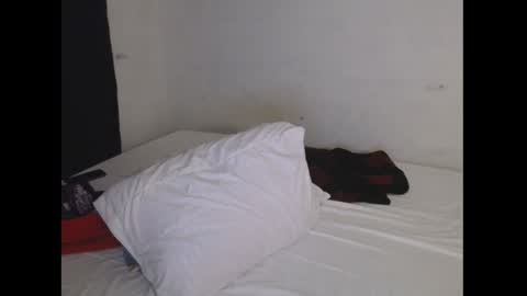 Snapshot of sexyloba_ chatting on February 9, 12:28 am sexyloba independent model online show from February 9, 12:28 am