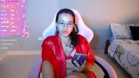 Snapshot of sexyloba_ chatting on October 18, 2:05 am sexyloba independent model online show from October 18, 2:05 am
