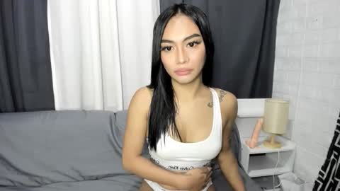 maxine online show from September 11, 6:42 pm