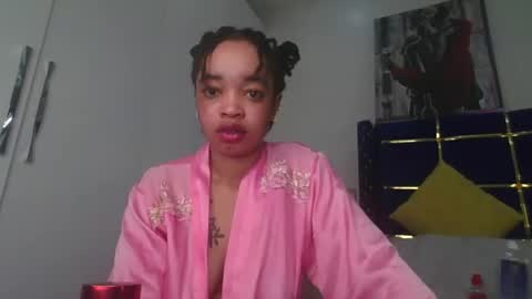 mel online show from February 25, 10:24 pm