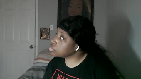 Snapshot of sexymona1218 chatting on September 30, 8:08 pm SexyMona online show from September 30, 8:08 pm