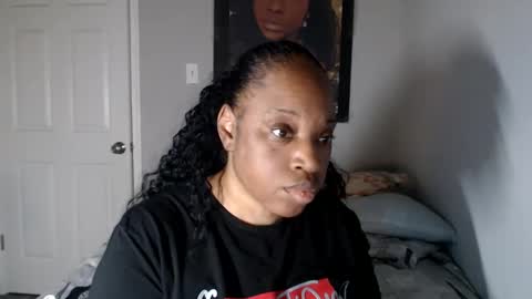 Snapshot of sexymona1218 chatting on September 17, 2:04 am SexyMona online show from September 17, 2:04 am