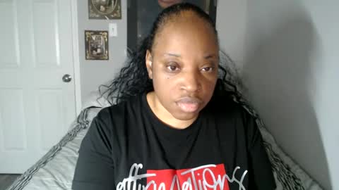 Snapshot of sexymona1218 chatting on September 24, 5:09 pm SexyMona online show from September 24, 5:09 pm