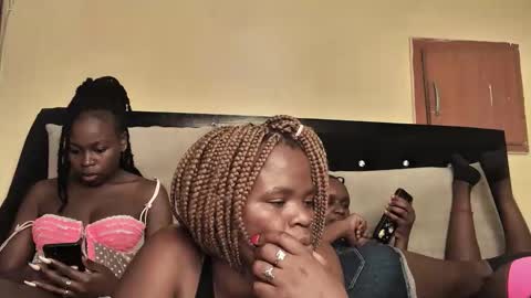 nina online show from September 26, 12:18 am