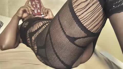 nina online show from October 23, 10:10 pm