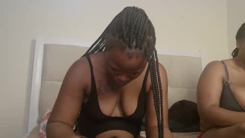 nina online show from October 17, 7:01 am