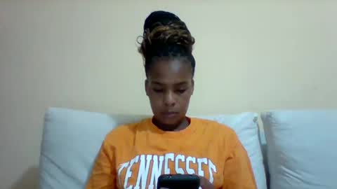 DOVY ACHIENG online show from March 2, 4:10 pm