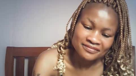 queenivy online show from January 11, 12:16 am