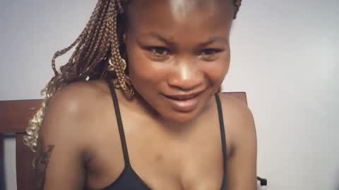 queenivy online show from January 15, 12:19 am