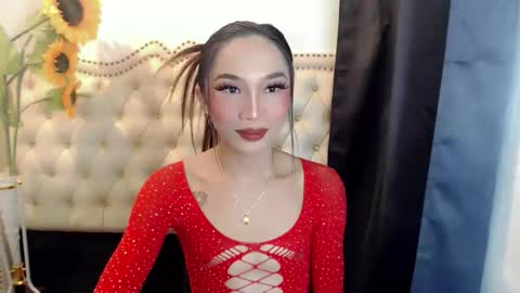 Snapshot of sexyshinixx chatting on September 8, 8:19 pm sexyshinixx online show from September 8, 8:19 pm