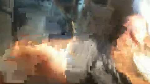 sexysilvercock online show from April 14, 2:59 am