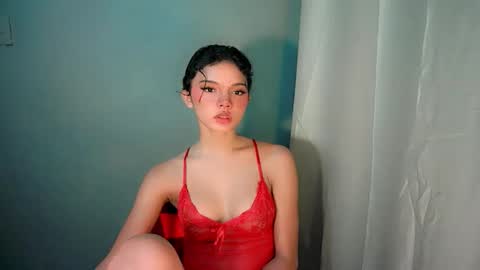 sexytight_tanya online show from November 22, 6:23 am