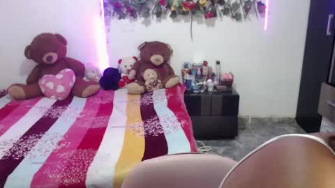 sexyvaldiry online show from February 26, 1:25 pm