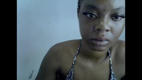 sexyxpeach online show from April 18, 11:38 pm