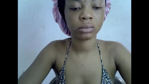 sexyxpeach online show from March 27, 9:54 am