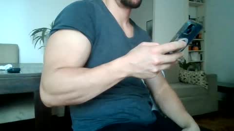 sexyyphilip online show from June 19, 6:47 pm