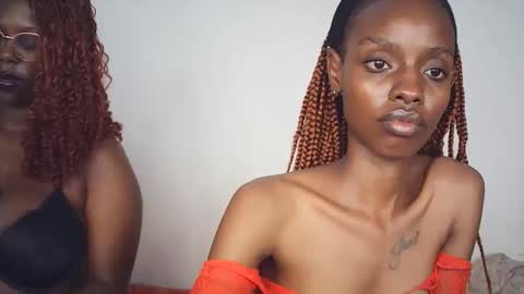 sexyzuriel online show from February 23, 8:22 pm