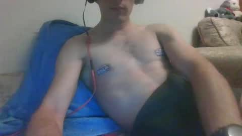 shadowgiraffe online show from February 21, 8:38 pm