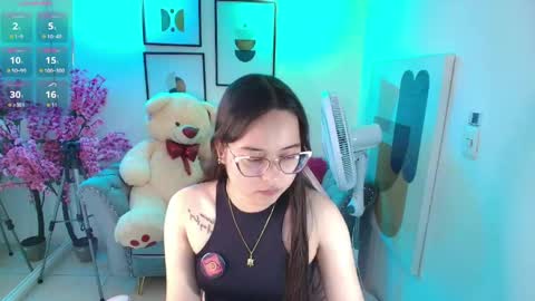 Shady  online show from May 27, 7:33 pm