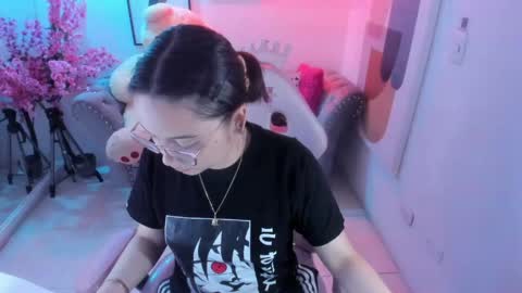 Shady  online show from May 11, 8:28 pm