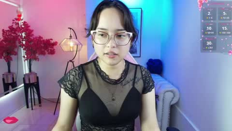 Shady  online show from April 4, 7:10 pm