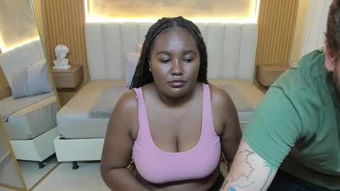 Shaira Collins online show from April 11, 11:58 am