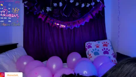 Shaira Clark online show from May 28, 2:31 am