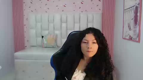 Shalon  online show from September 10, 1:34 pm