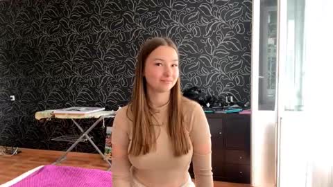 Snapshot of shalonjoosten chatting on September 11, 1:12 pm Iris online show from September 11, 1:12 pm