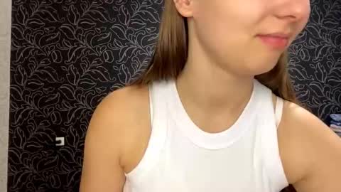 Snapshot of shalonjoosten chatting on September 17, 7:17 pm Iris online show from September 17, 7:17 pm